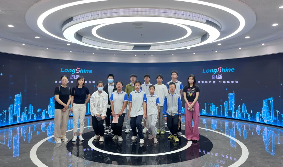 环球360联合无锡市大桥实验学校、太科城实验学校：共启科技研学第一